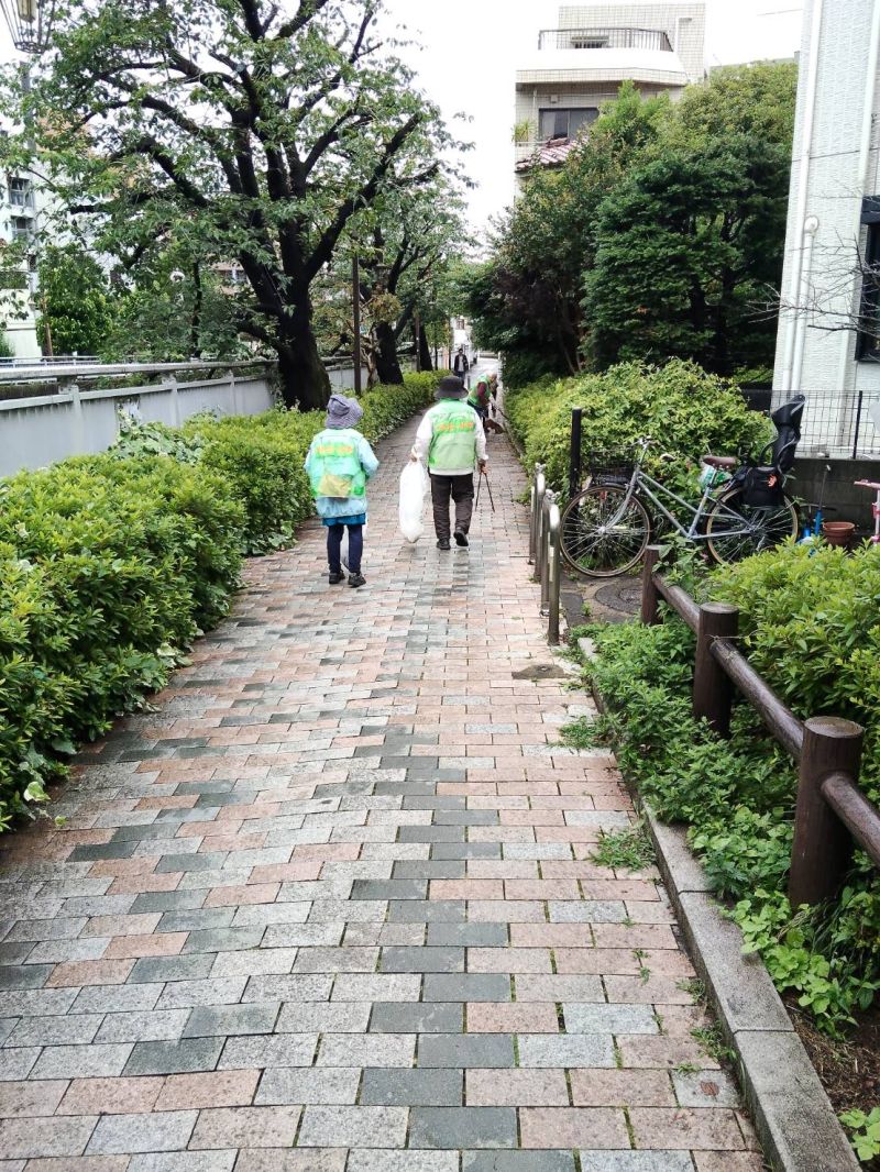 町内清掃活動を実施しました
